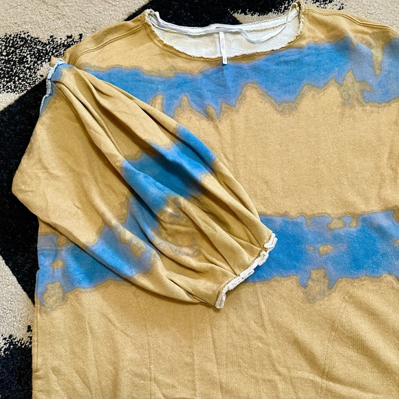 *NWT* FREE PEOPLE Feels Right Pullover in Wheat Combo Puff Sleeve Oversize — XS - Picture 11 of 11